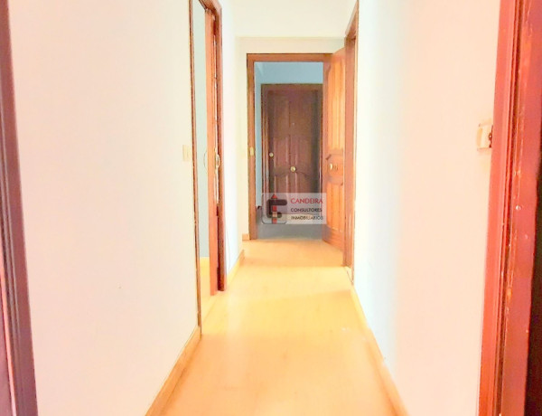 Apartment for sale in Calle de Moaña, Vigo photo 1