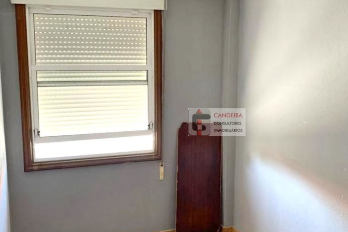 Venta de piso en Calle de Moaña, Vigo
photo 3