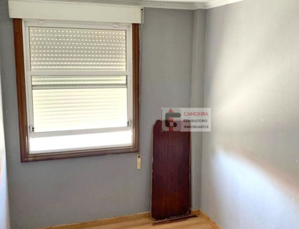 Apartment for sale in Calle de Moaña, Vigo thumbnail 2
