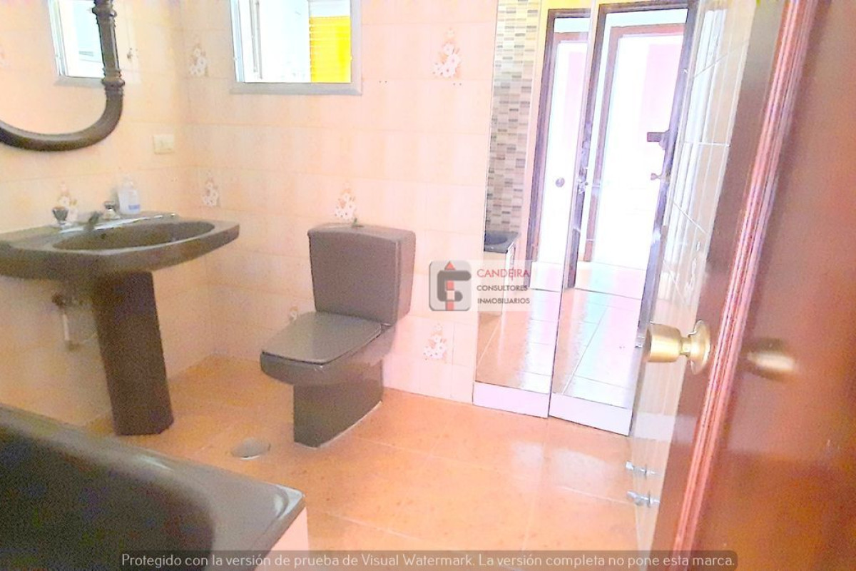 Venta de piso en Calle de Moaña, Vigo
photo 4
