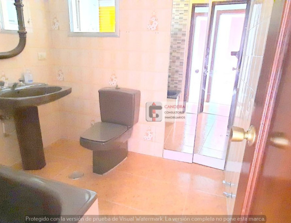 Apartment for sale in  Calle de Moaña, Vigo photo 4