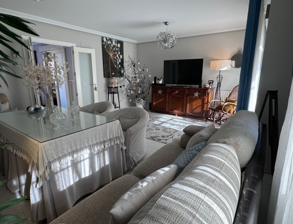 Chalet adosado en venta en  Calle Castillo de Rena , Badajoz photo 3
