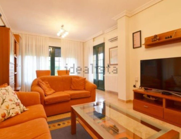 Chalet adosado en venta en , Carbajosa de la Sagrada thumbnail 1