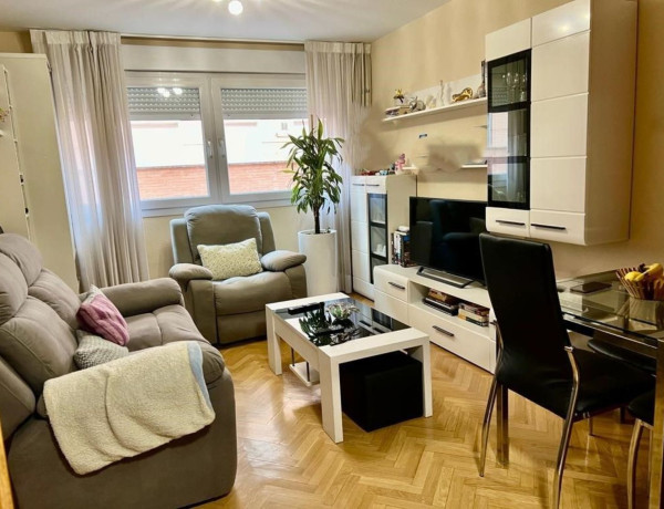 Piso en venta en Avenida Santa María Micaela, Guadalajara thumbnail 1