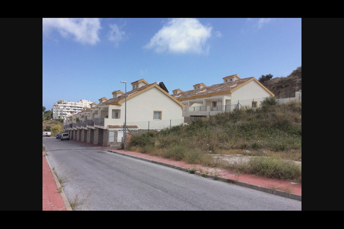 Venta de chalet adosado en Camino de la Viñuela s/n , Benalmádena photo 1