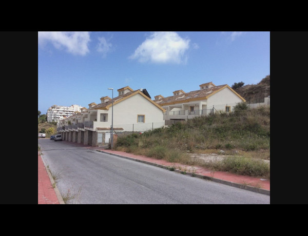 Chalet adosado en venta en Camino de la Viñuela s/n , Benalmádena photo 1
