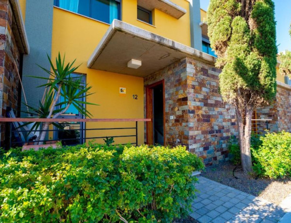 Semi-detached house for sale in  Calle Papa Pablo VI , Telde photo 1