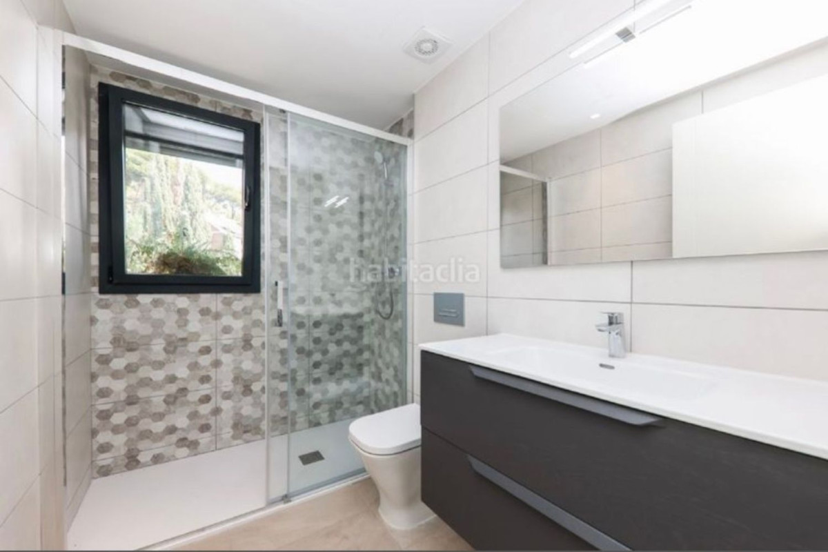 Sprzedaż poddasza w Avenida 303, Castelldefels photo 5