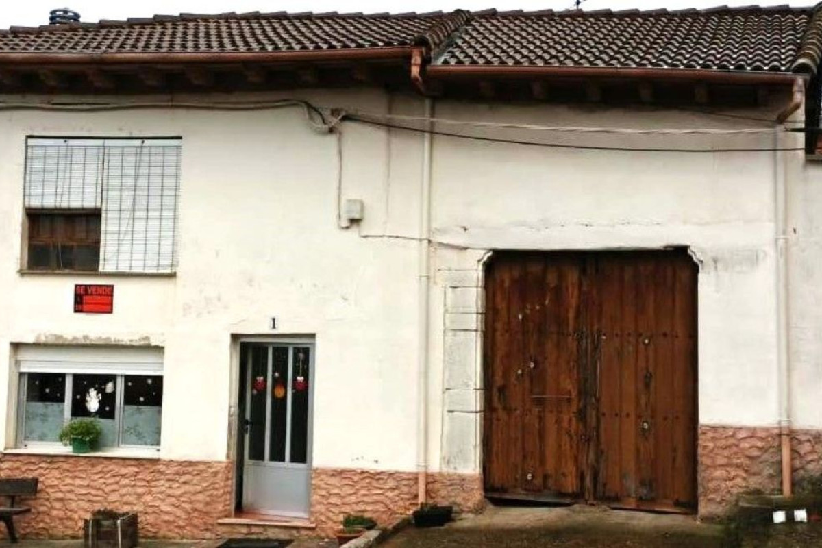 Propiedades en venta y alquiler en España photo 1