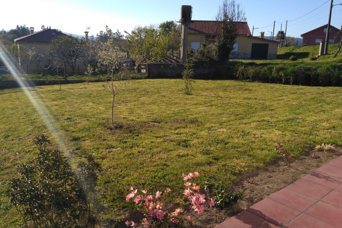 Sale of independent chalet in Carballo s/n, Ames
photo 3