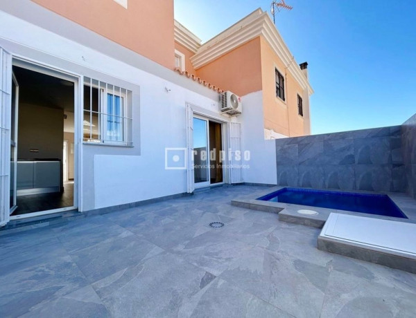 Таунхаус на продажу в Calle Cañada de la Molineta , Vélez-Malaga photo 1