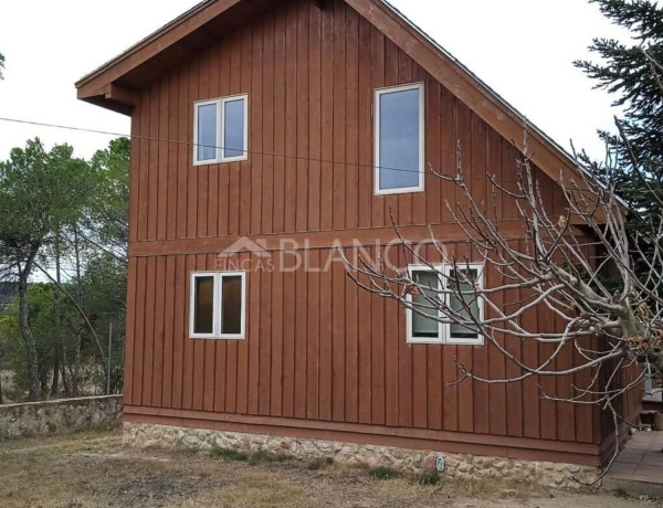 Chalet independiente en venta en , La Torre de Claramunt photo 2