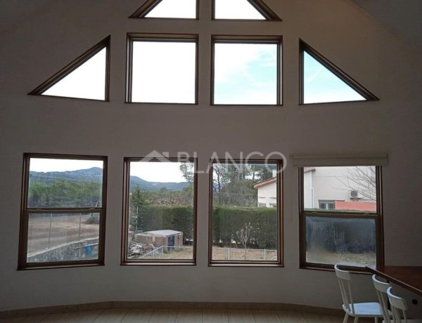 Chalet independiente en venta en , La Torre de Claramunt photo 3