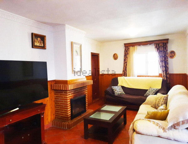 Chalet independiente en venta en  Avenida Príncipe de Asturias s/n, Marbella photo 3