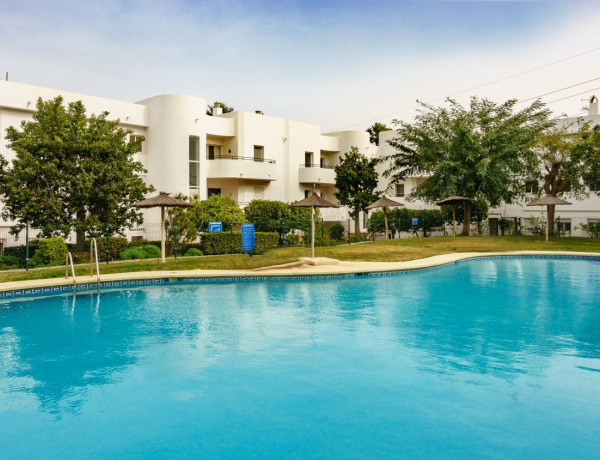 Apartment for sale in  Playa Bahía Dorada , Estepona photo 2