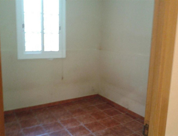Bajo en venta en  Calle de Ferré, Hospitalet de Llobregat photo 3