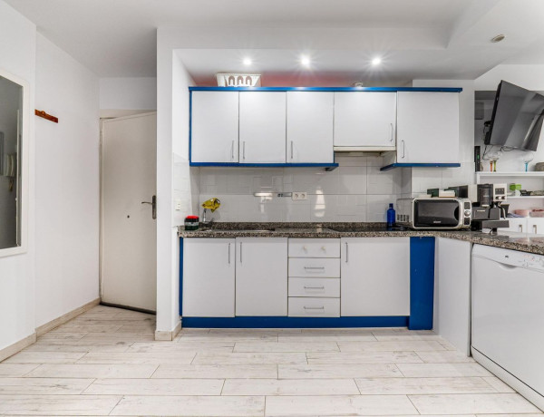 Продажа квартиры в  Calle Santa Cándida, Granada photo 4