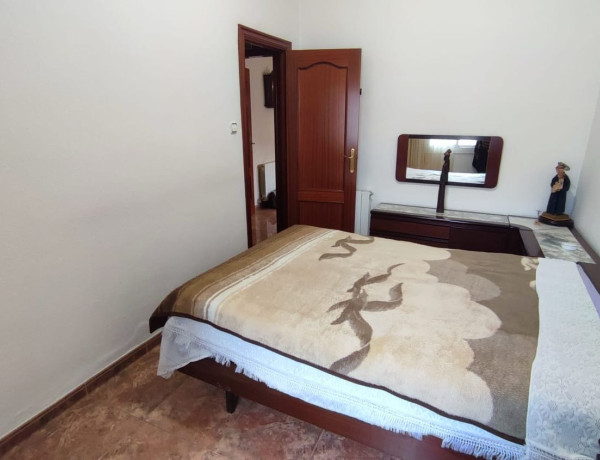 First floor for sale in  Montigalà -Sant Crist , Badalona photo 4