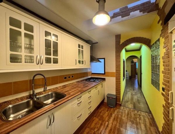 Semi-detached house for sale in  Calle Tanausú , Las Palmas de Gran Canaria photo 1