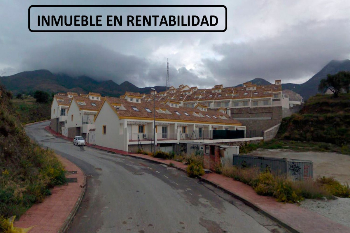 Venta de chalet adosado en Calle Rambla s/n , Benalmádena photo 2