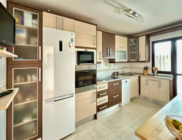 Semi-detached house for sale in  Urb. Jardines de Retamar , Almería photo 4