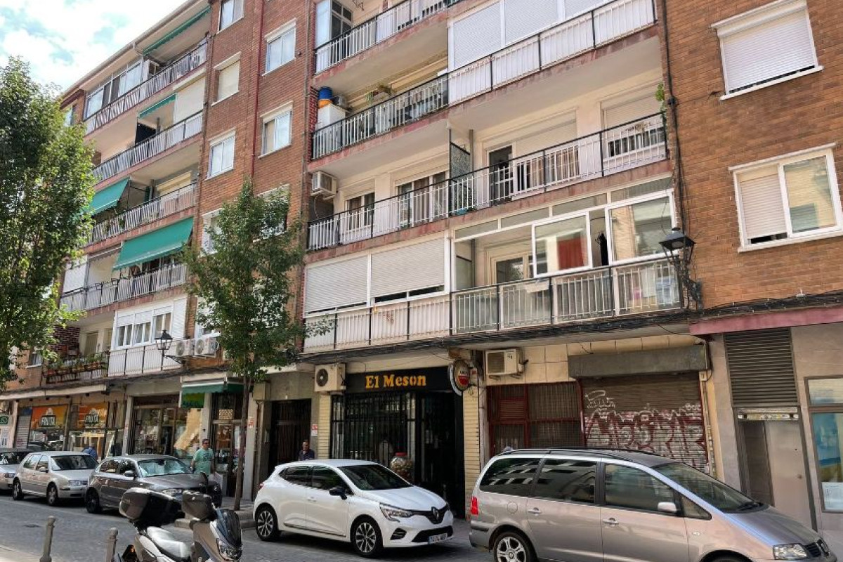 Venta de piso en Calle Granados, Torrejón de Ardoz
photo 1