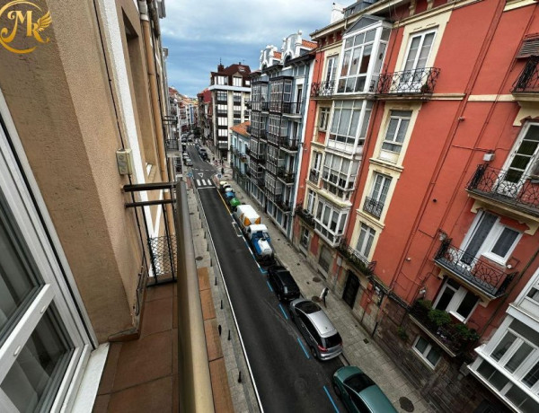 Piso en venta en Calle Cardenal Cisneros, Santander photo 1