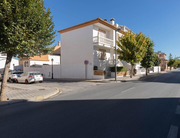 Chalet adosado en venta en  Calle Cañada Real , Las Gabias photo 3