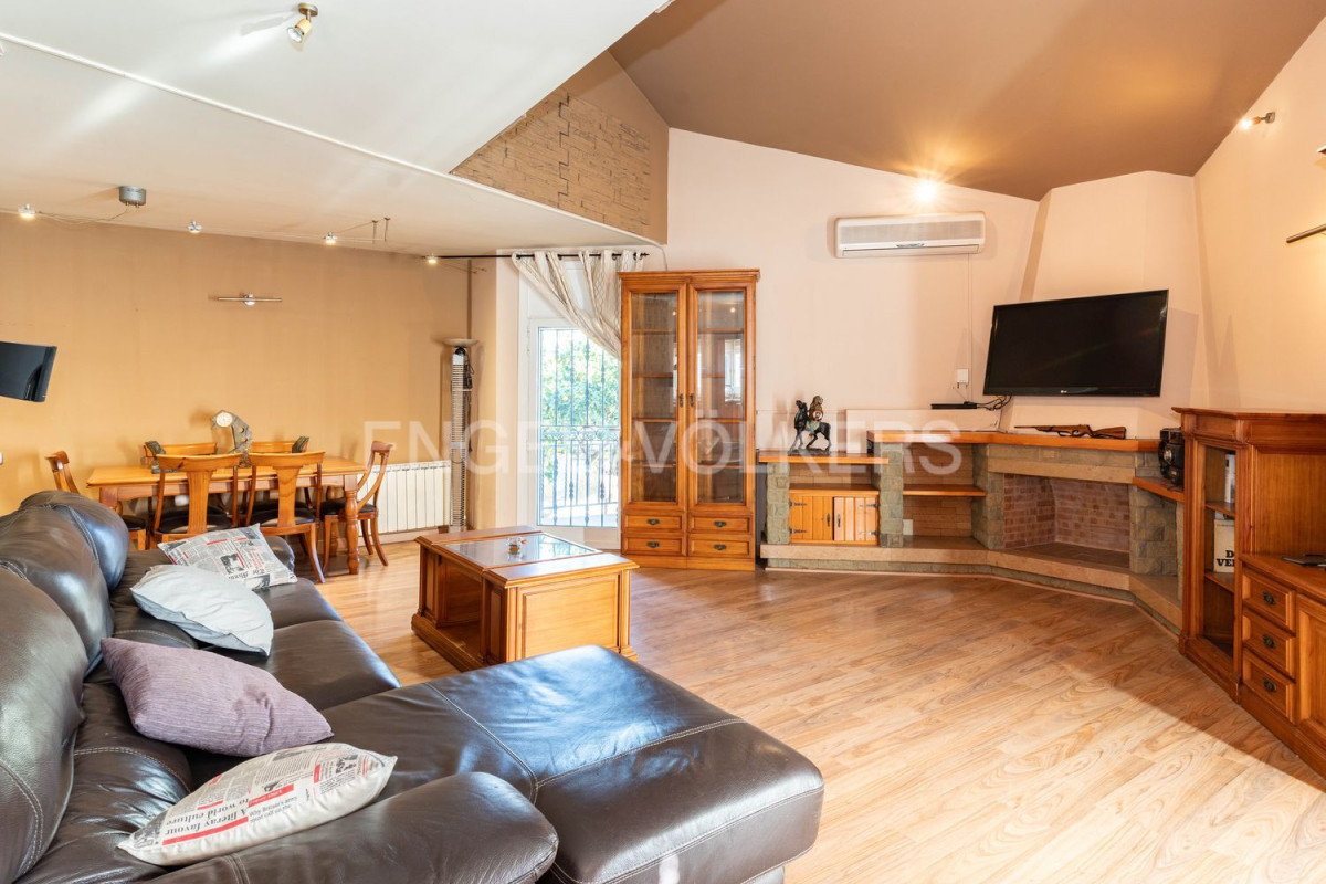 Venta de chalet independiente en Terra Nostra - Font Pudenta, Montcada i Reixac
 photo 3