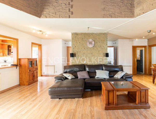 Chalet independiente en venta en  Terra Nostra - Font Pudenta , Montcada i Reixac photo 4