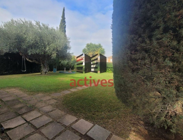Коттедж на продажу в  Calle Cerro Gordo, Montequinto photo 3