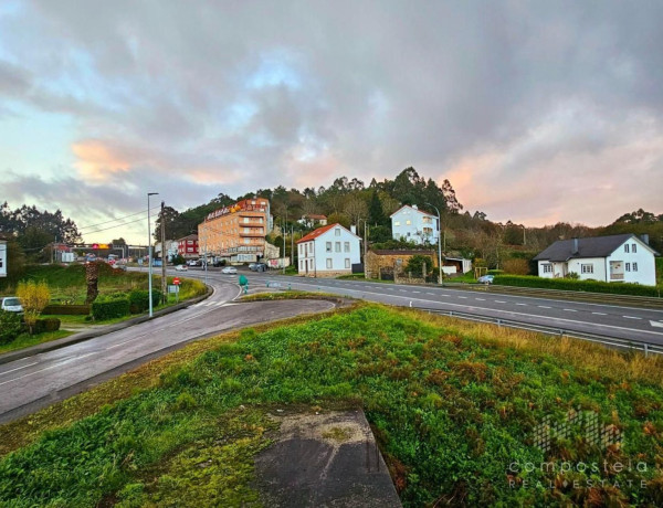 Chalet adosado en venta en  Marrozos - Eixo , Santiago de Compostela photo 4