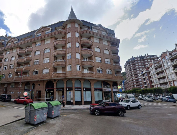 Ático en venta en  Calle Pintor Eleazar Ortiz, Castro-Urdiales photo 1