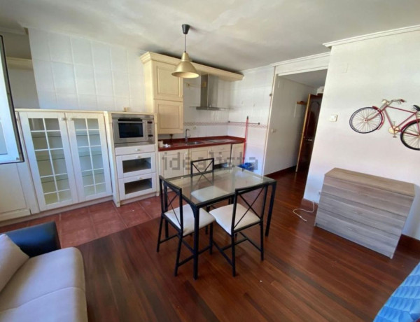 Ático en venta en  Calle Pintor Eleazar Ortiz, Castro-Urdiales photo 3