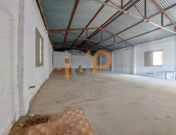 Local en venta en Alcontar photo 2