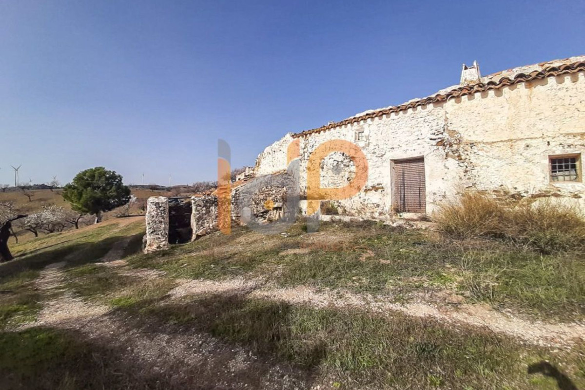 Terreno en venta en Vélez Rubio, Almería photo 3