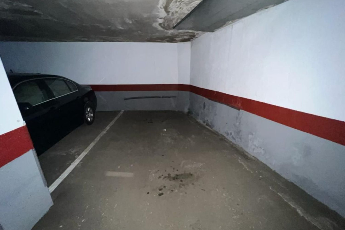 Продажа гаража на Calle Virgen de la Paloma , Торрехон-де-Ардос photo 4