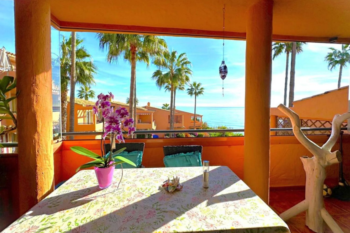 Sale of apartment in N-340, Estepona
photo 3