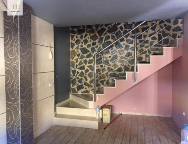 Коттедж на продажу в  Sur , Cáceres photo 1
