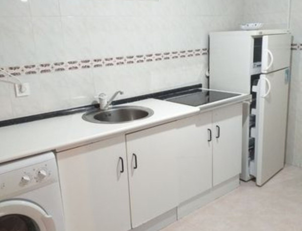 Piso en alquiler en , Pelabravo photo 1