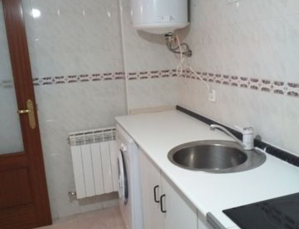 Piso en alquiler en , Pelabravo photo 2