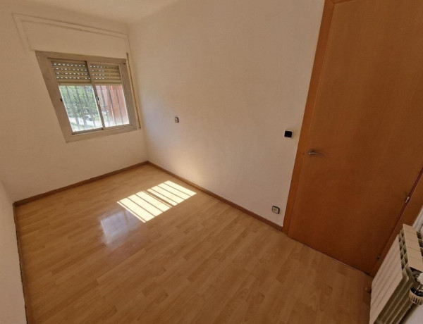 Apartment for sale in La Concòrdia - Can Rull , Sabadell thumbnail 2