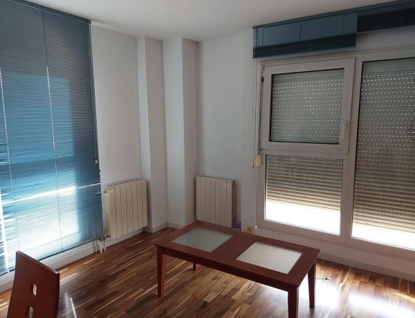 Продажа квартиры в Calle Juan de Padilla, 4, Burgos photo 1