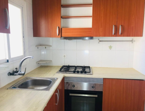 Piso en venta en Roc Blanc , Terrassa photo 1