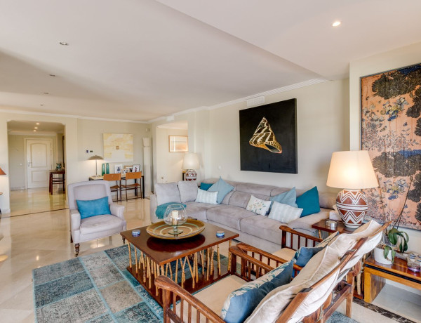 Penthouse for sale in  Isla Tortuga, Sotogrande photo 2
