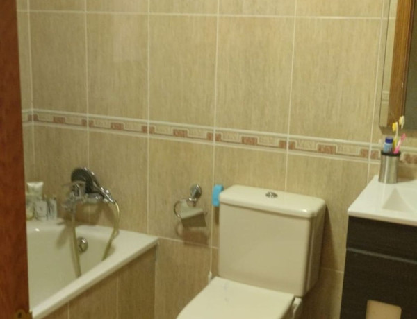 Apartment for sale in  Avenida Rajolar, 26, Burjassot photo 4