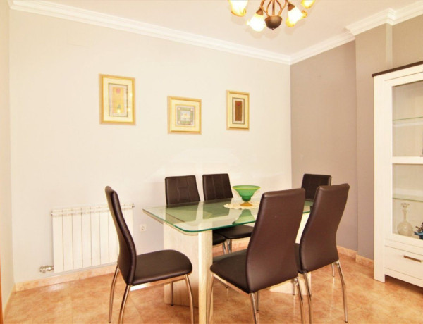 Chalet adosado en venta en , Belicena thumbnail 1