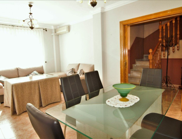 Chalet adosado en venta en , Belicena thumbnail 2