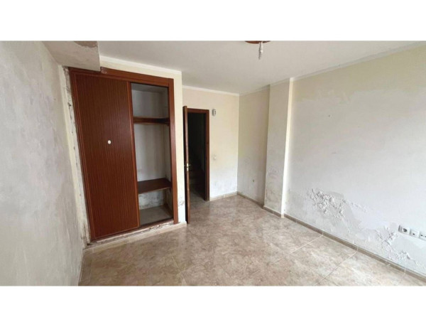 Bajo en venta en Calle la Caballa, La Oliva thumbnail 2