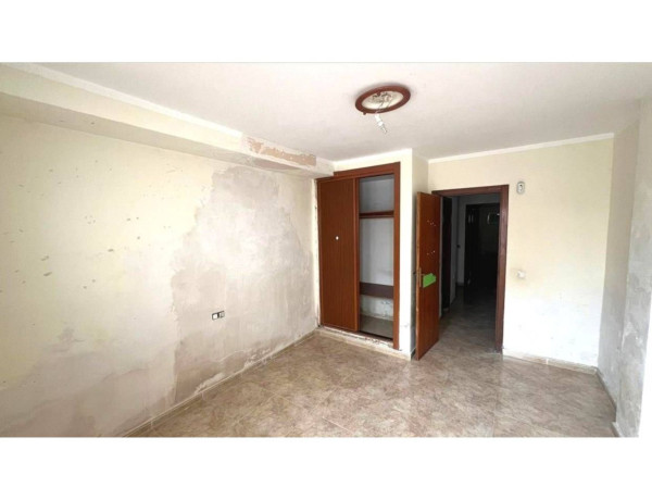 Bajo en venta en  Calle la Caballa, La Oliva photo 4